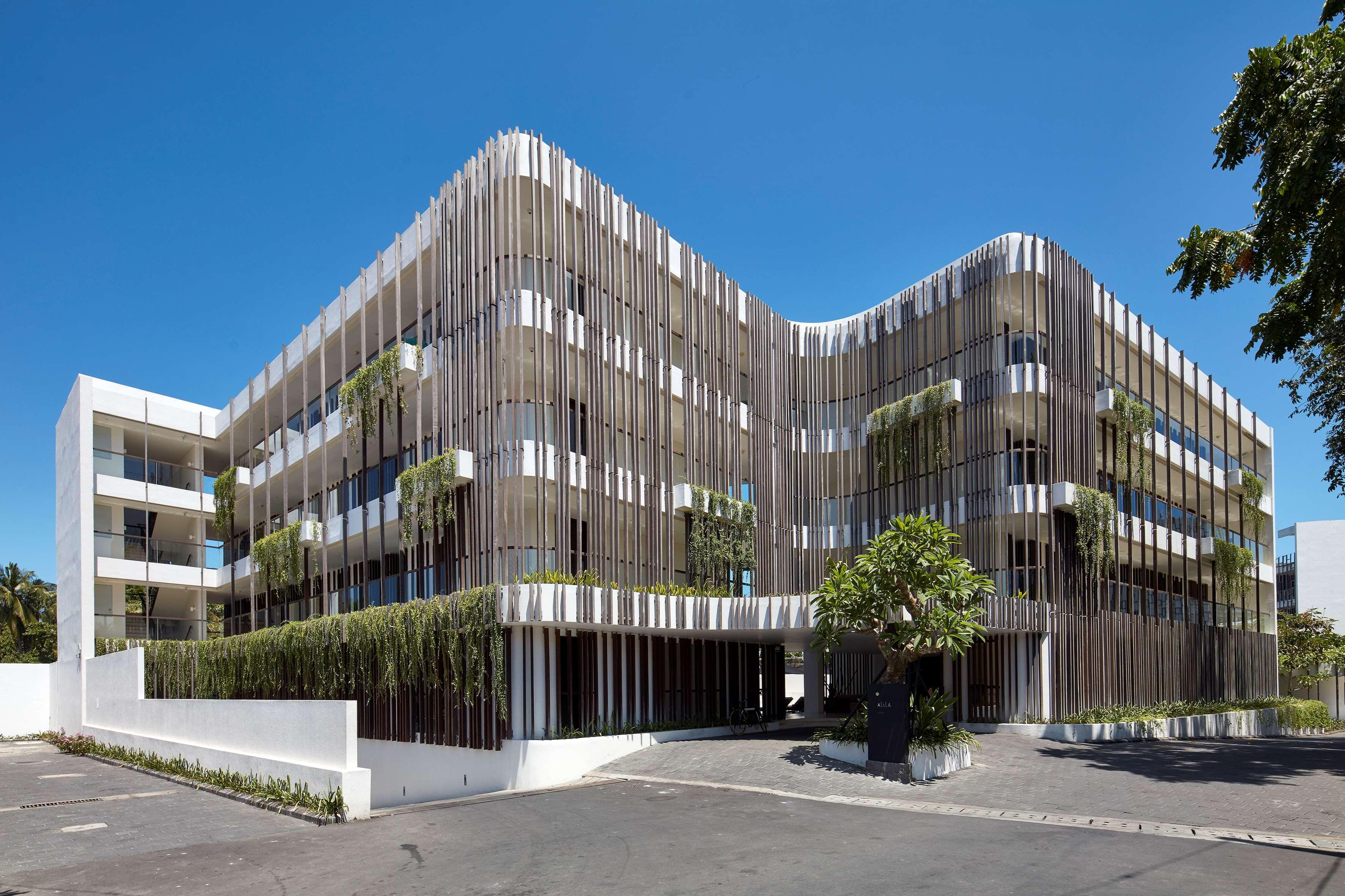 Alila Seminyak Hotel Exterior foto The new building of the University of New South Wales, built in 2011