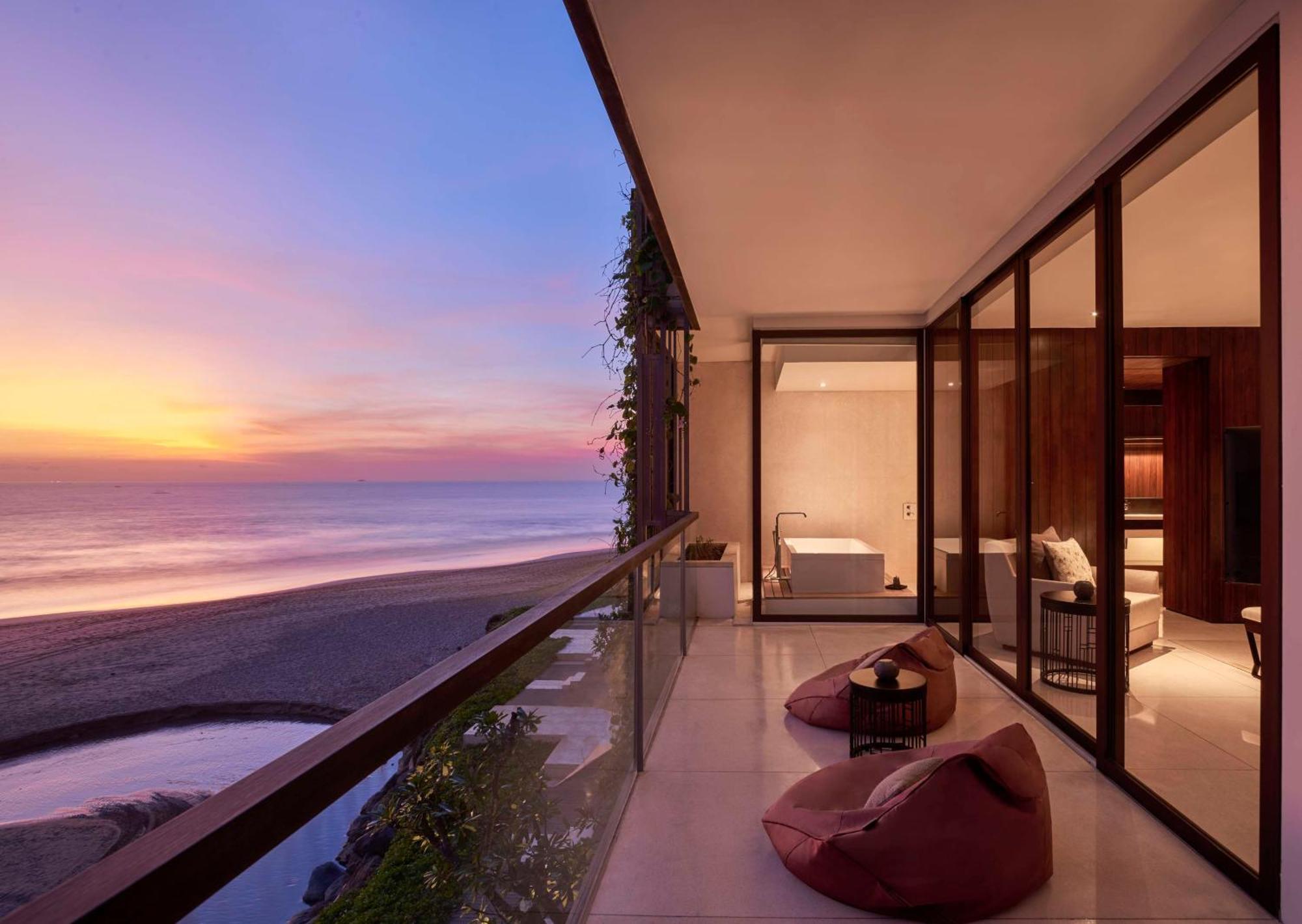 Alila Seminyak Hotel Exterior foto The Beachfront Residences
