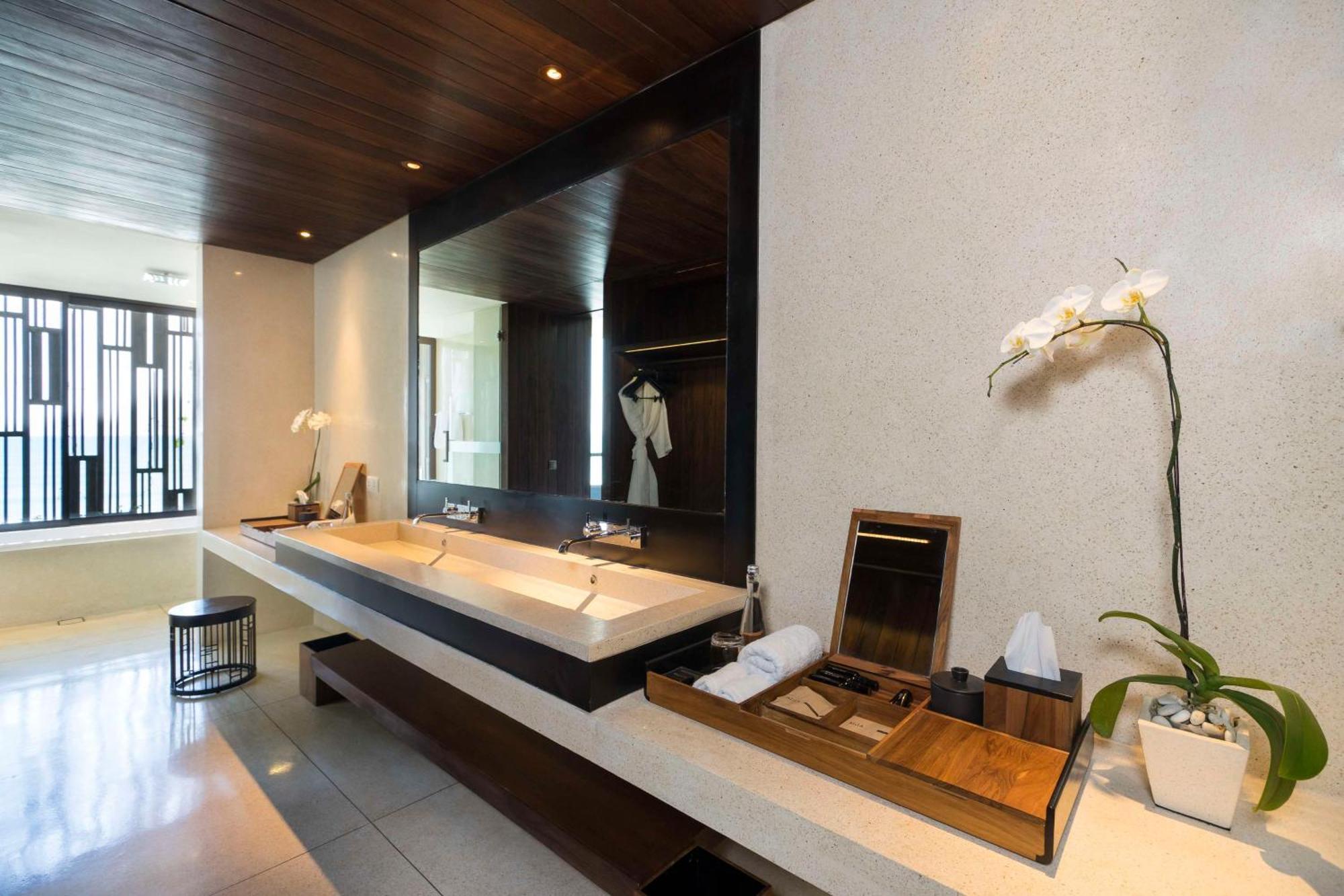 Alila Seminyak Hotel Exterior foto Bathroom